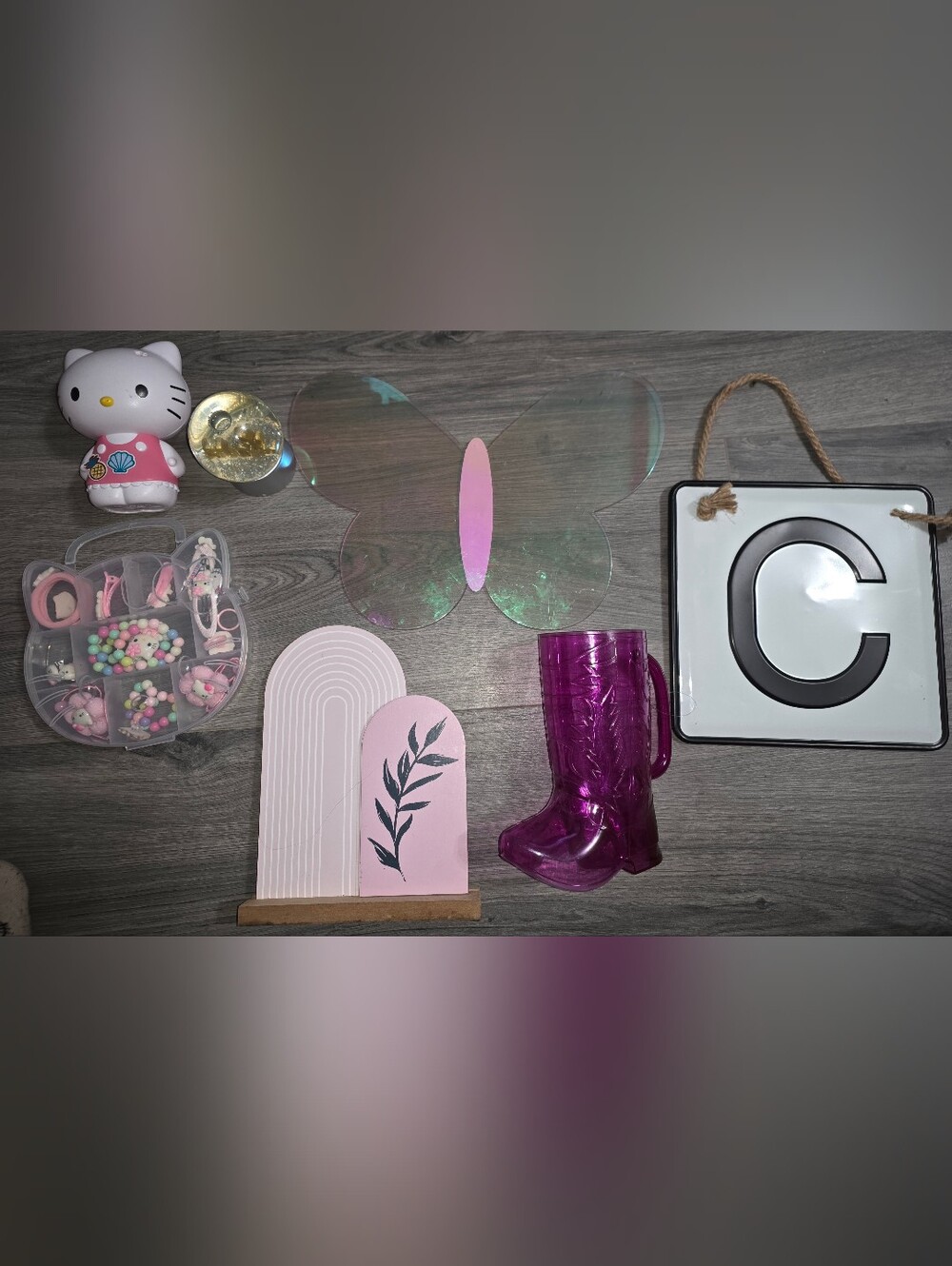 Bundle. Assorted glamorous items! See description.